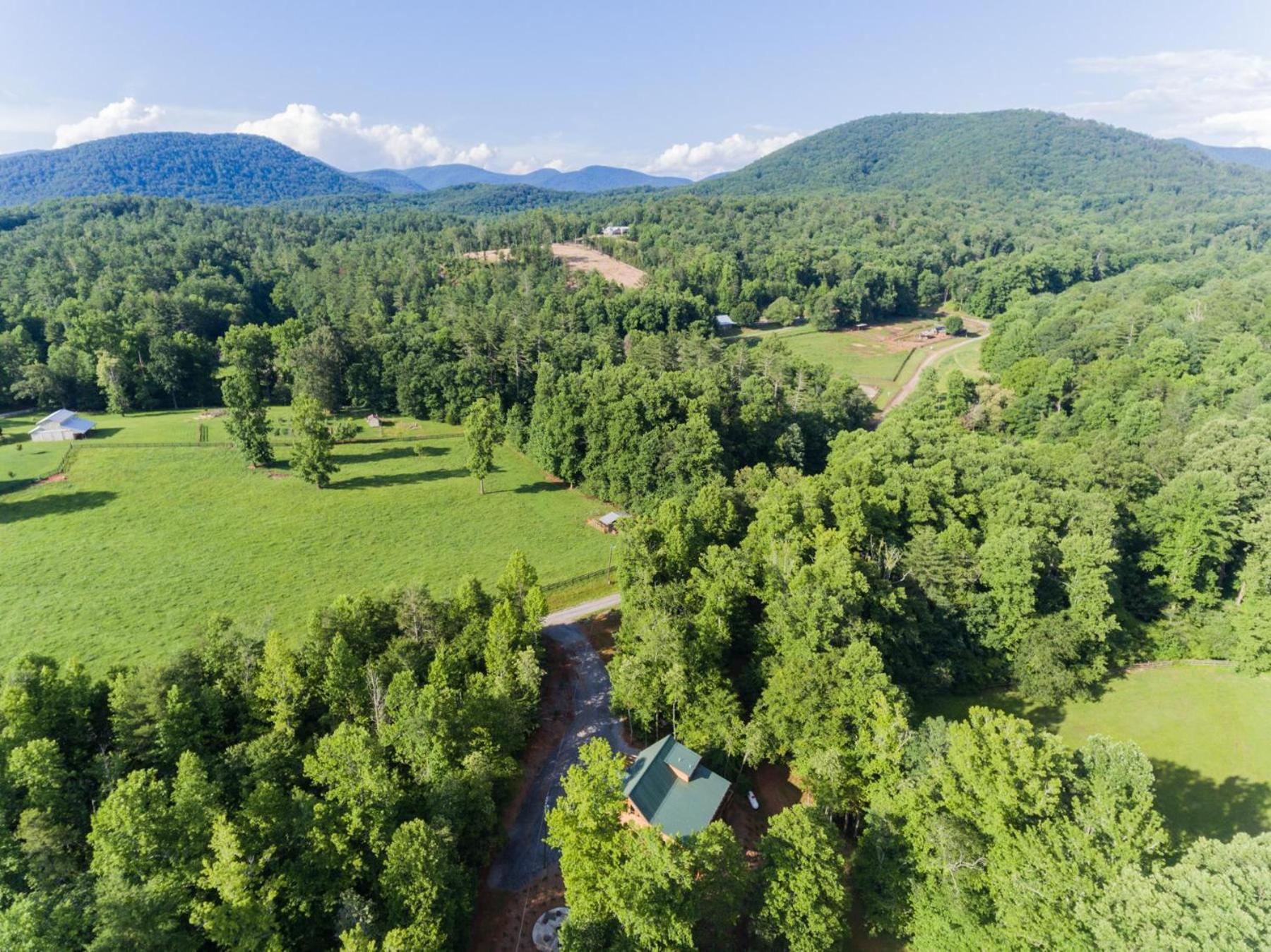 New Listing! Wine Country Retreat - 2 Bed, Hot Tub Vila Dahlonega Exterior foto