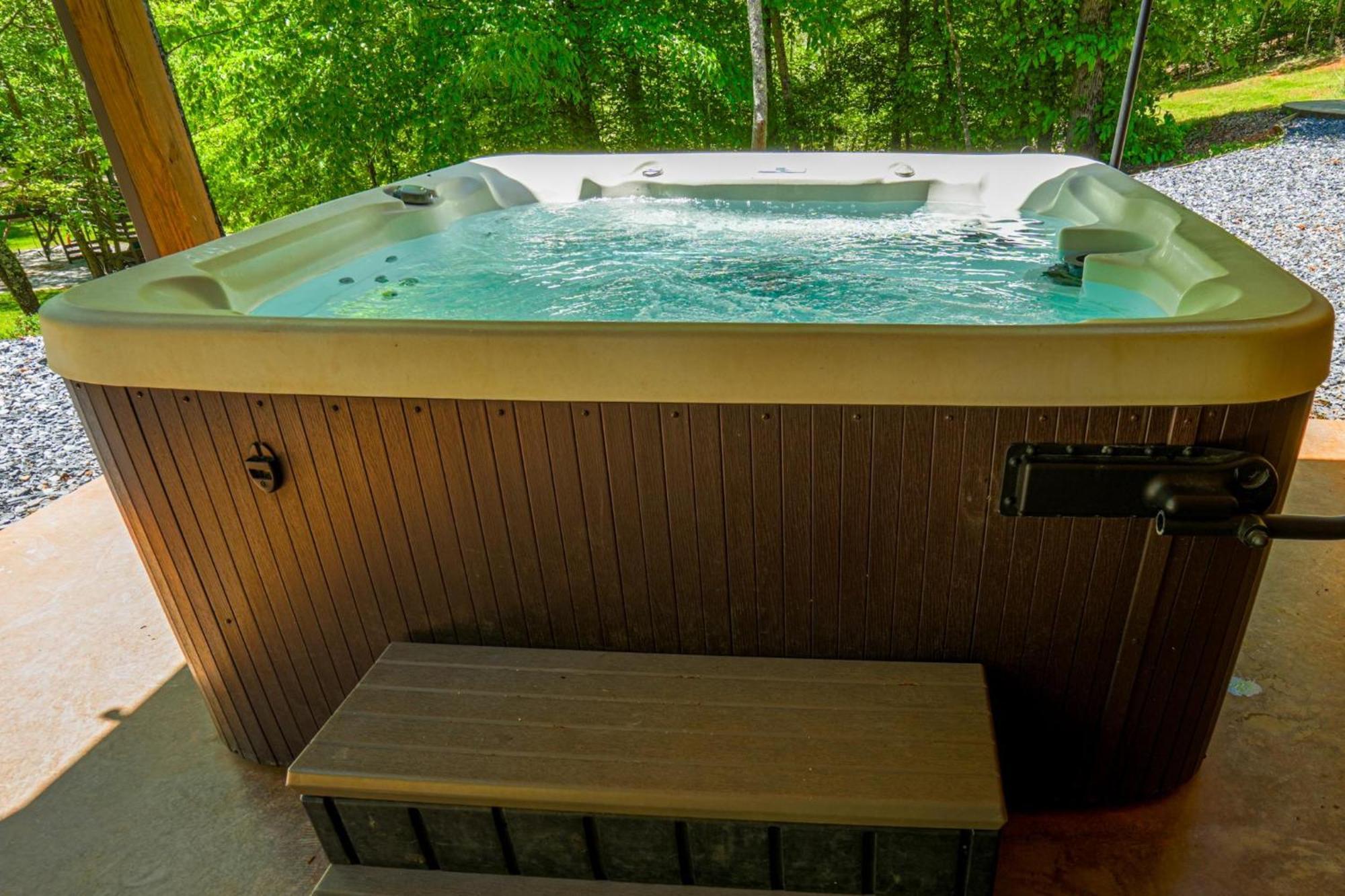 New Listing! Wine Country Retreat - 2 Bed, Hot Tub Vila Dahlonega Exterior foto